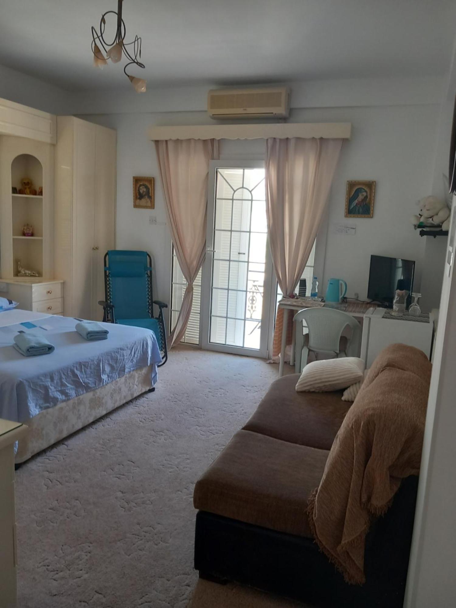 Apartmán Vasilis House Dromolaxia Exteriér fotografie